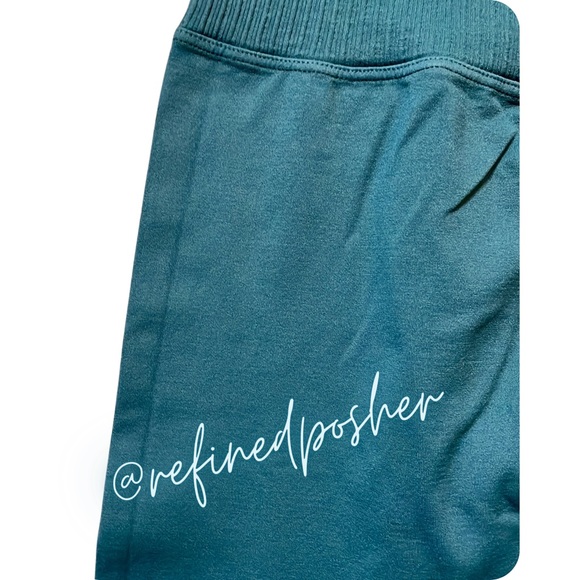 Free People Movement Good Karma Leggings size M/L NEW Spruced Up with logo - Picture 4 of 5